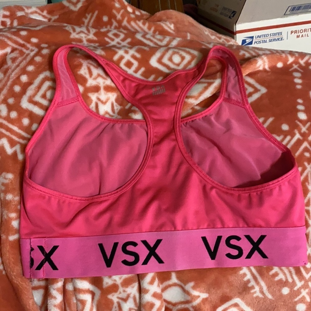 VSX Sport sports bra medium. I101 - Picture 2 of 6